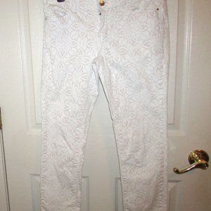 WHBM Size 6  Cream and Soft Gold Crop Pants